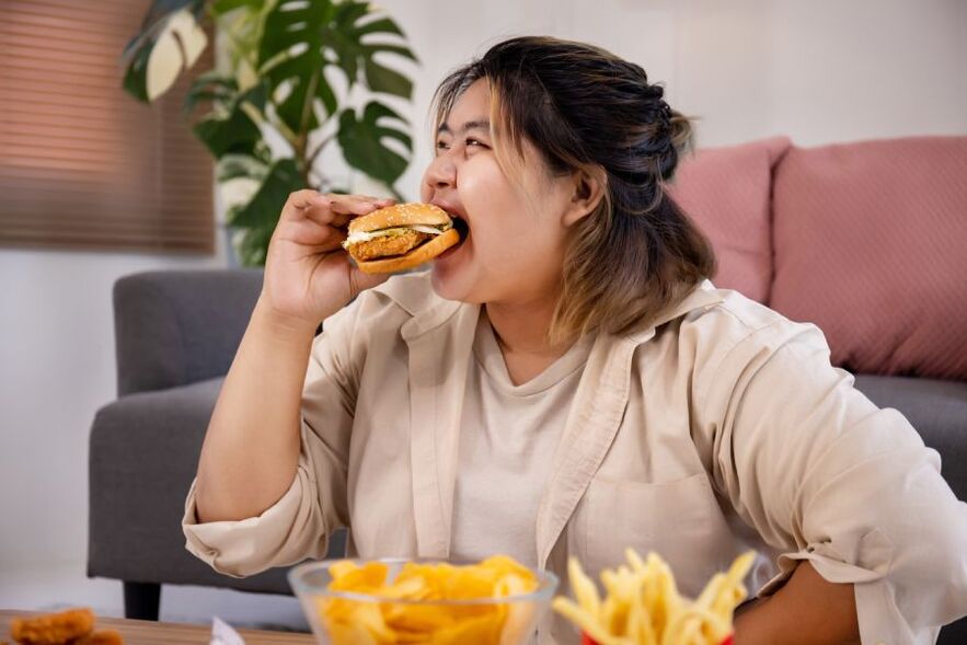 junk food ngabalukarkeun kaleuwihan beurat